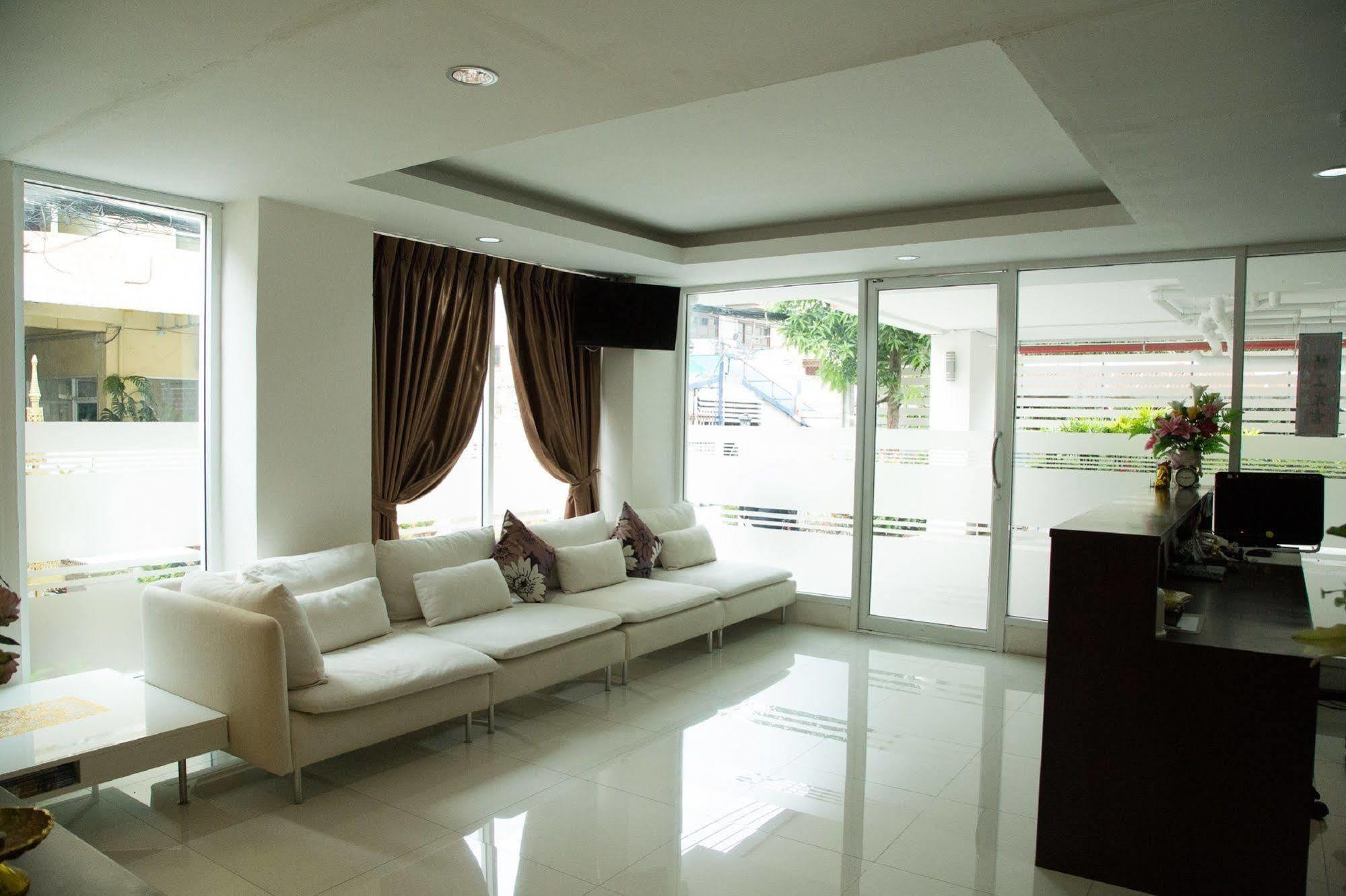 Nrv Place Apart Hotel Bangkok Exterior photo