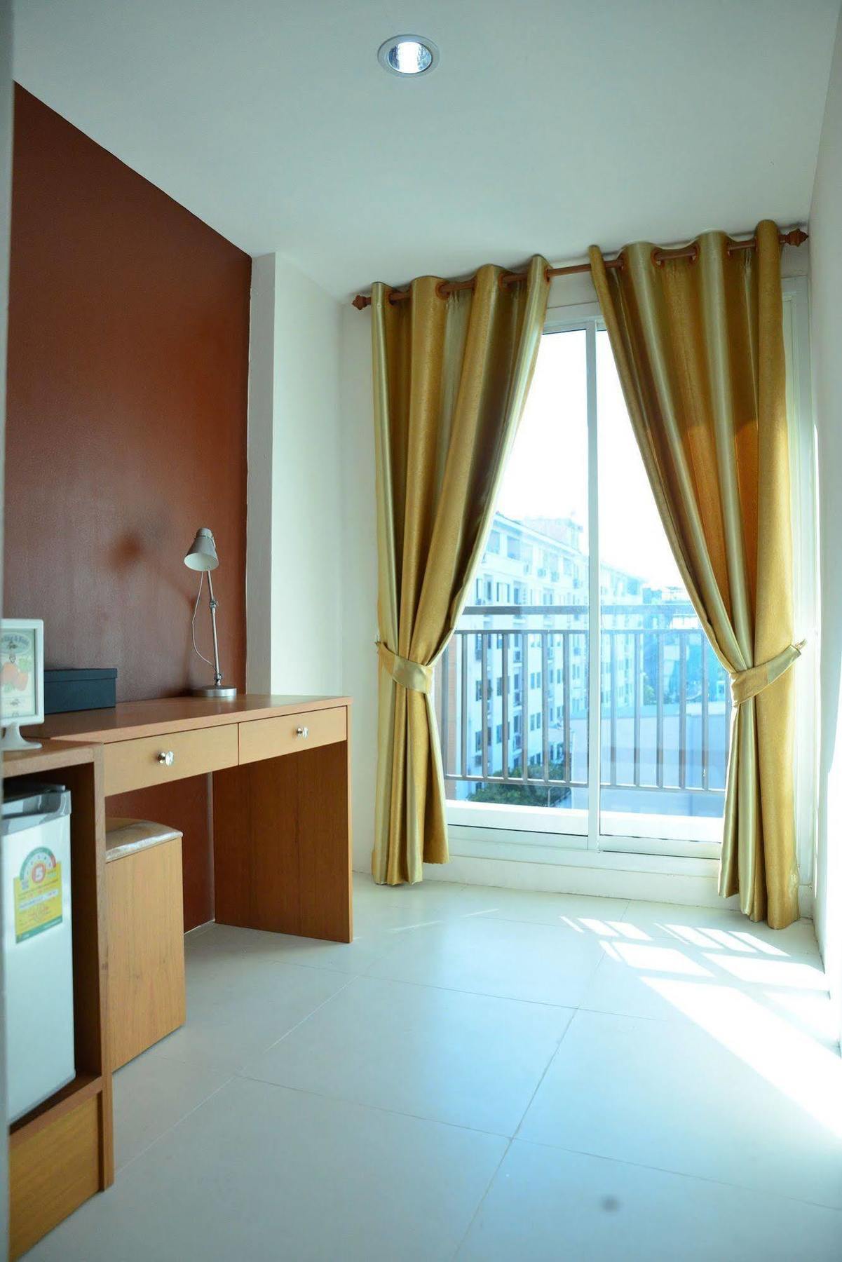 Nrv Place Apart Hotel Bangkok Exterior photo