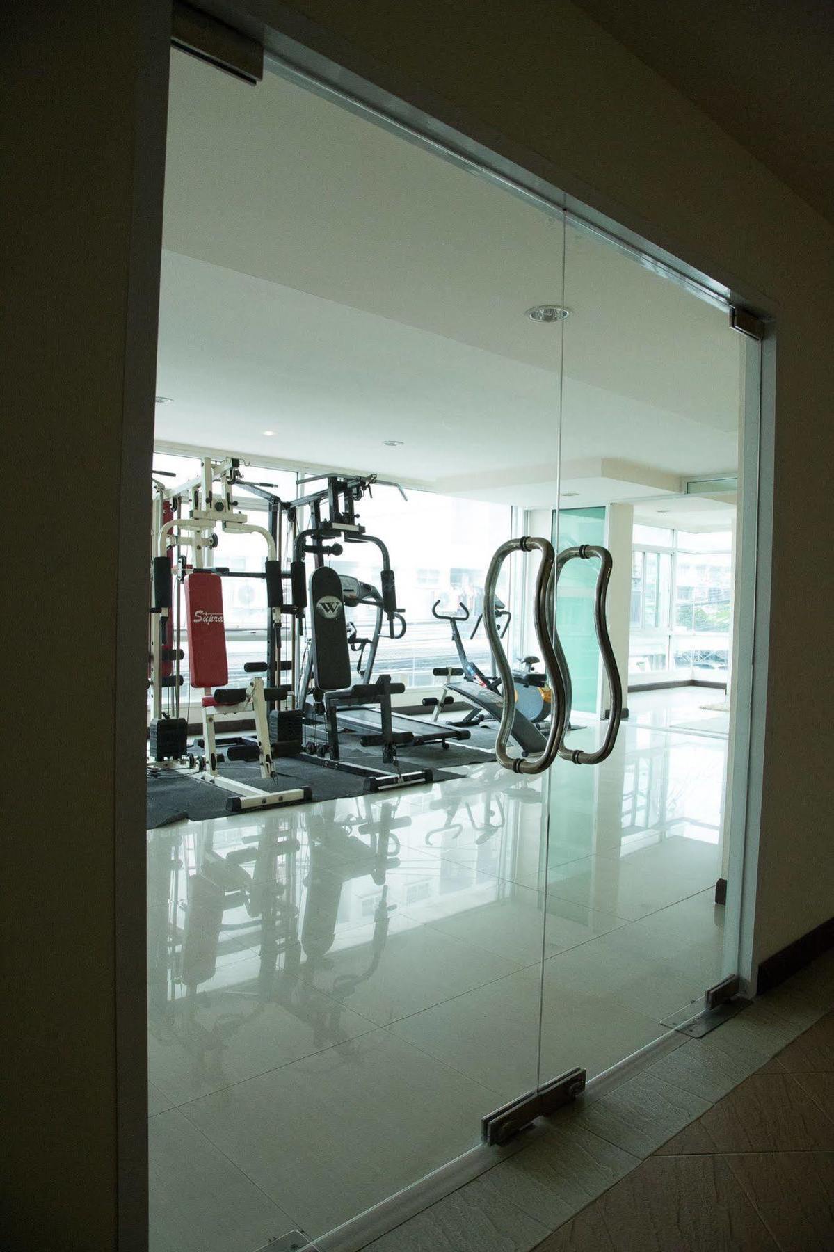 Nrv Place Apart Hotel Bangkok Exterior photo