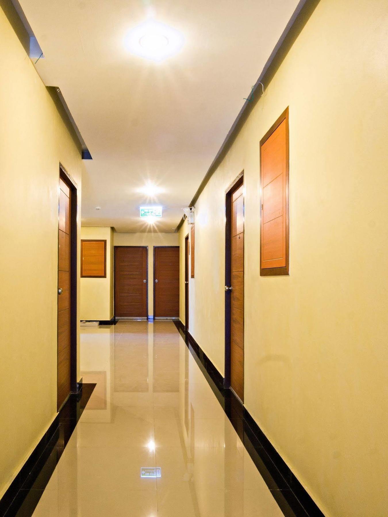 Nrv Place Apart Hotel Bangkok Exterior photo